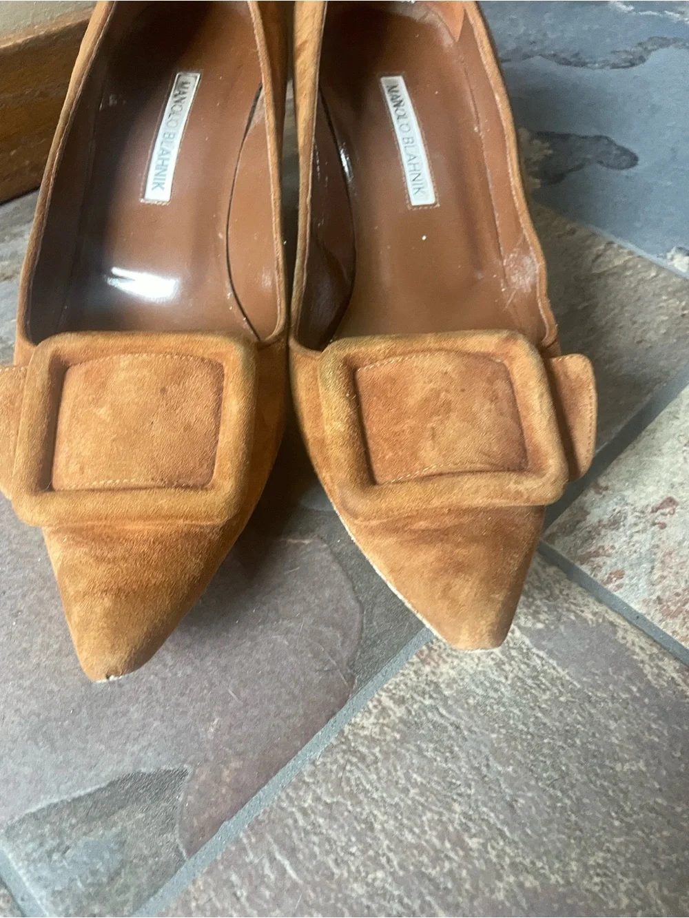 Manolo Blahnik Caramel Suede Pointed-Toe Pumps with Square Buckle size 39 / 8.5